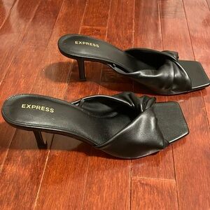 Express sandals brand new